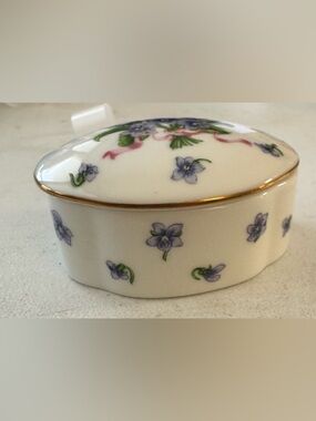 Lenox Porcelain Trinket Box with Purple Floral Motif and Gold Trim